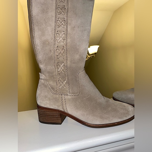 Vince Camuto Boots - Picture 5 of 7